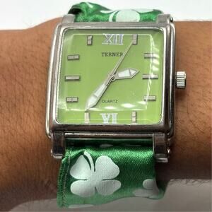 Green Clover Terner Watch